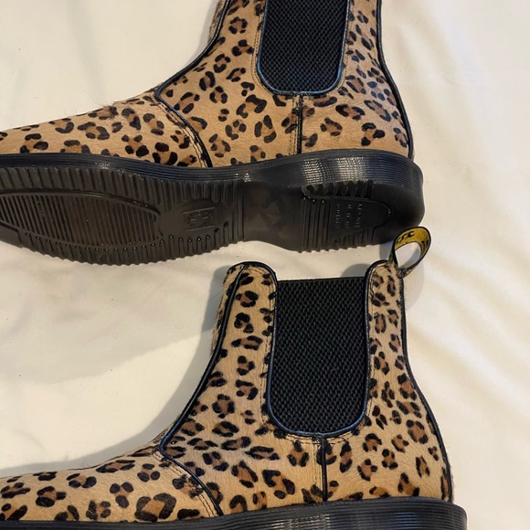 Dr Martens Flora Leopard Chelsea Boots - Sz 8 - EUC - Picture 8 of 12